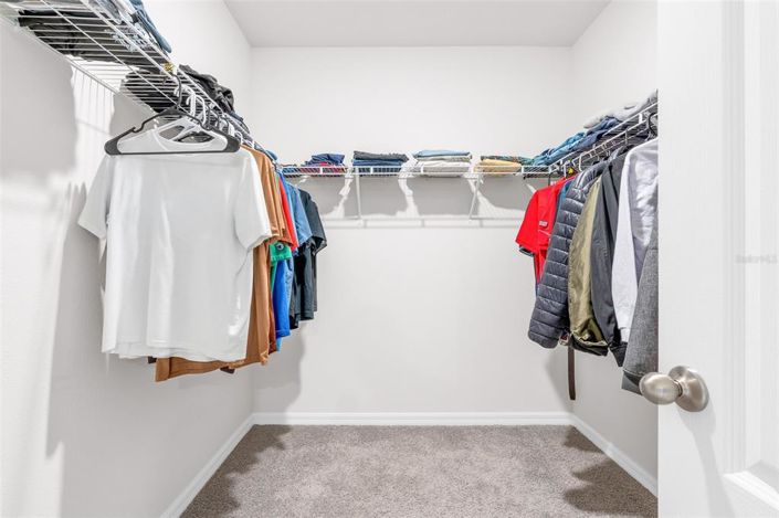 Image No.12-4 Bed Property for sale