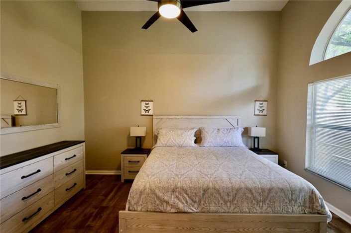 Image No.10-3 Bed Property for sale