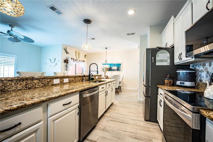 Image No.23-4 Bed Townhouse for sale