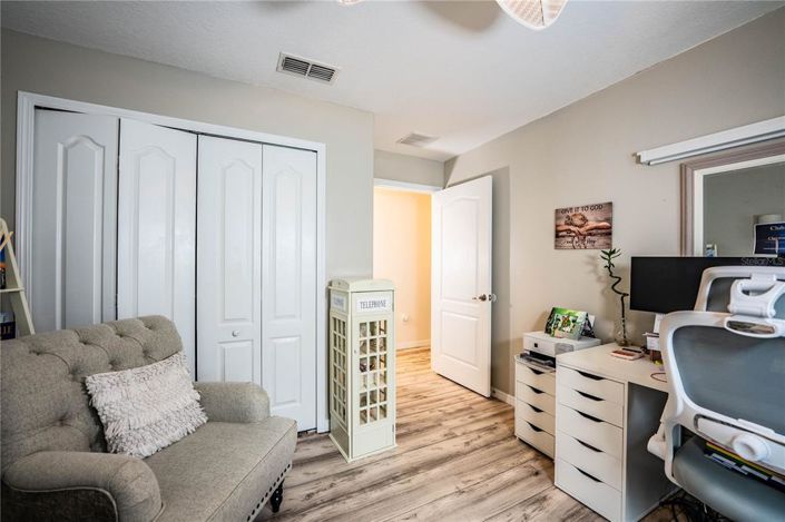 Image No.33-4 Bed Townhouse for sale