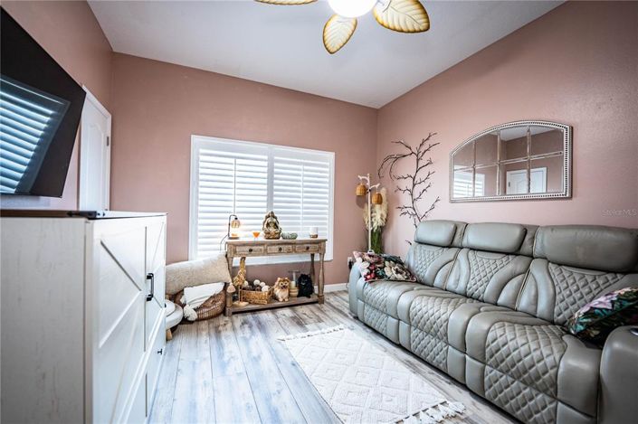 Image No.8-4 Bed Townhouse for sale