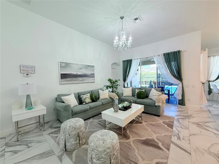 Image No.20-Propriété de 4 chambres à vendre à Kissimmee