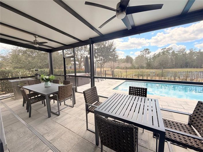 Image No.11-5 Bed Property for sale