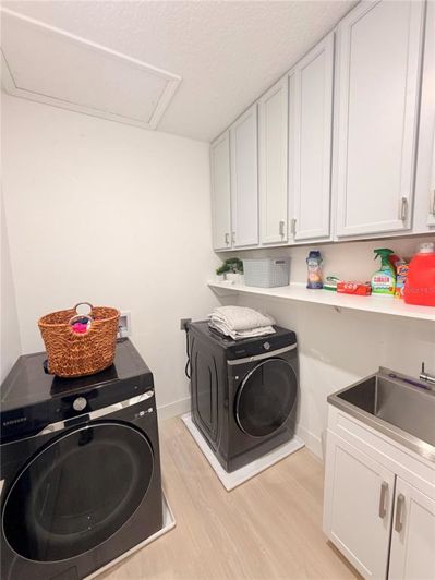 Image No.34-5 Bed Property for sale