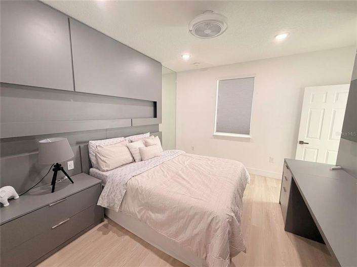 Image No.45-5 Bed Property for sale