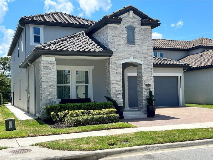 Image No.5-5 Bed Property for sale