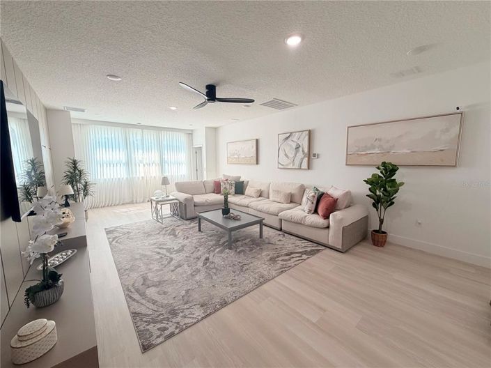 Image No.54-5 Bed Property for sale