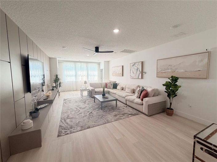 Image No.55-5 Bed Property for sale