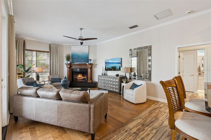 Image No.15-4 Bed Property for sale