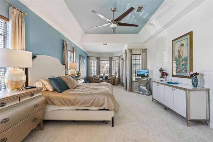 Image No.22-4 Bed Property for sale