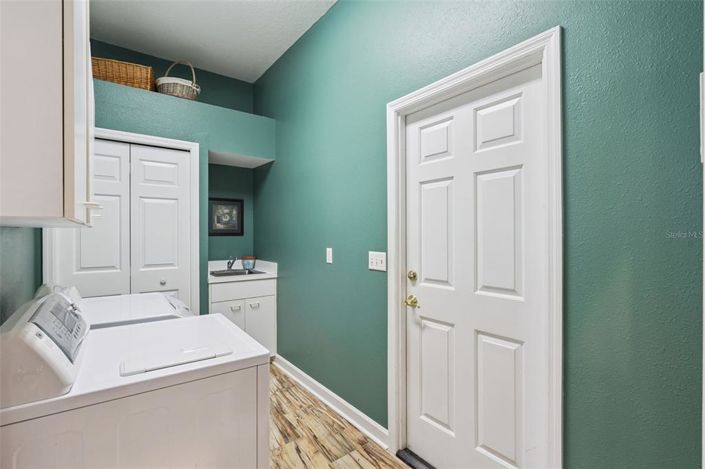 Image No.36-4 Bed Property for sale