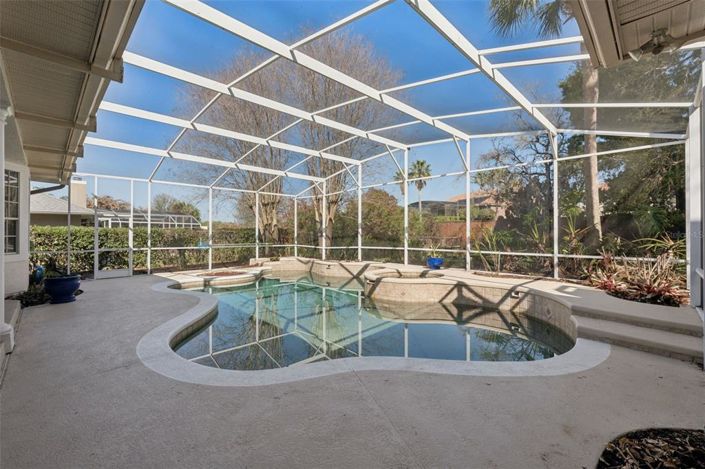 Image No.43-4 Bed Property for sale