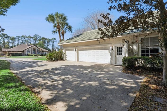 Image No.50-4 Bed Property for sale