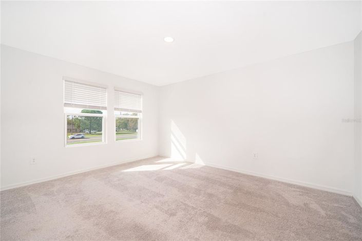 Image No.18-5 Bed Property for sale