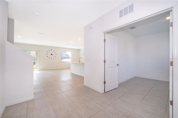 Image No.6-5 Bed Property for sale