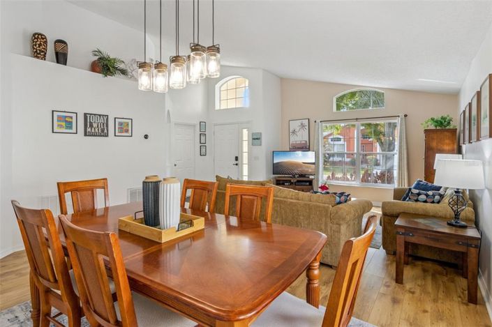 Image No.12-4 Bed Property for sale