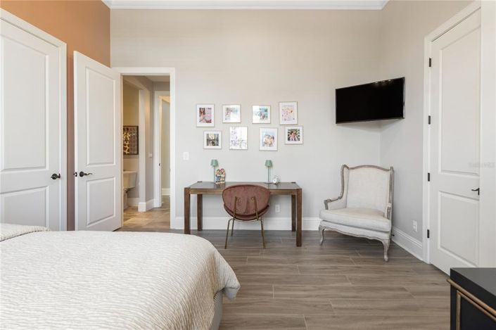 Image No.31-6 Bed Property for sale