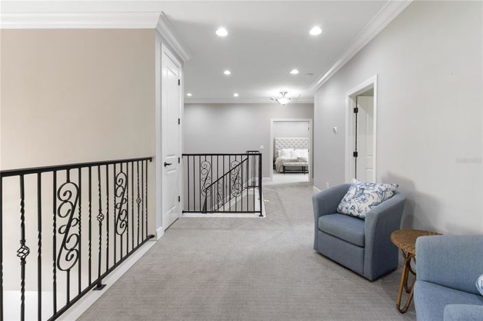 Image No.42-6 Bed Property for sale