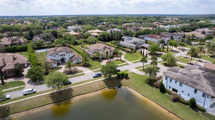 Image No.5-6 Bed Property for sale