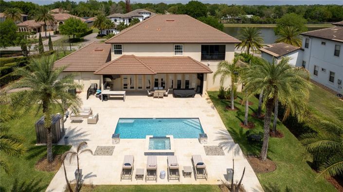 Image No.57-6 Bed Property for sale