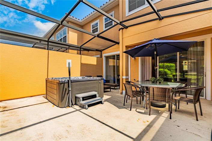 Image No.11-2 Bed Townhouse for sale