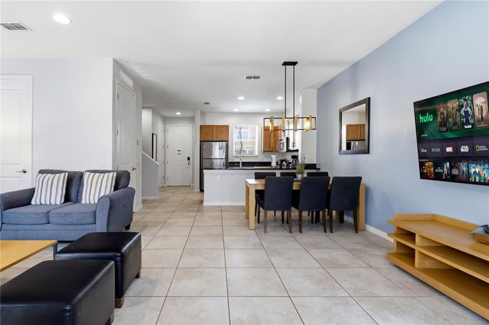 Image No.12-2 Bed Townhouse for sale