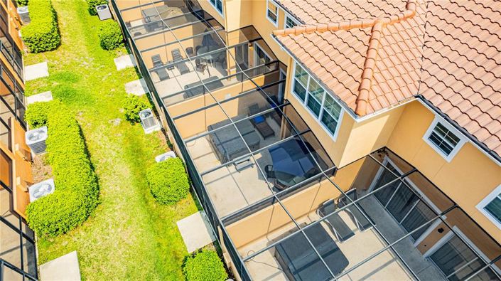 Image No.20-2 Bed Townhouse for sale