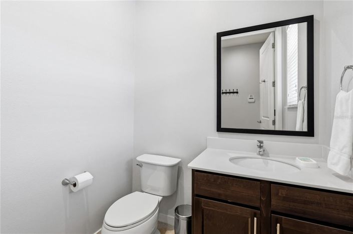 Image No.9-2 Bed Townhouse for sale