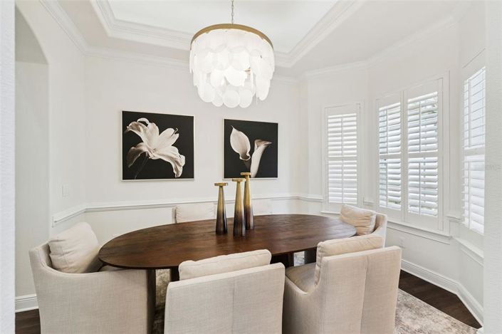 Image No.25-4 Bed Property for sale