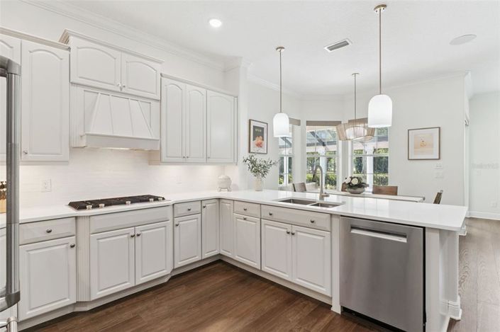 Image No.27-4 Bed Property for sale