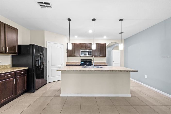 Image No.2-Propriété de 4 chambres à vendre à Clermont