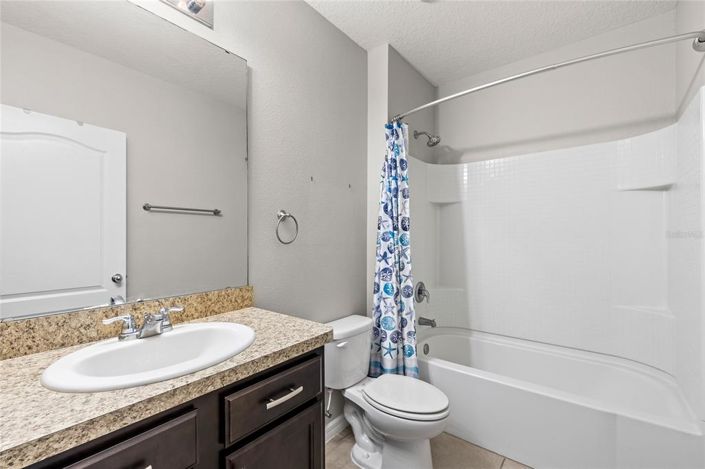 Image No.23-Propriété de 4 chambres à vendre à Clermont