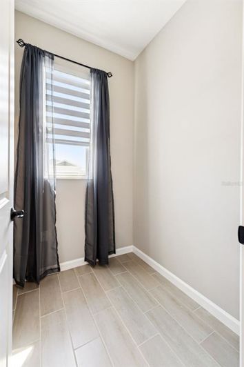 Image No.19-3 Bed Property for sale