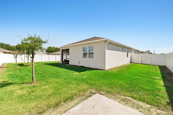 Image No.22-3 Bed Property for sale