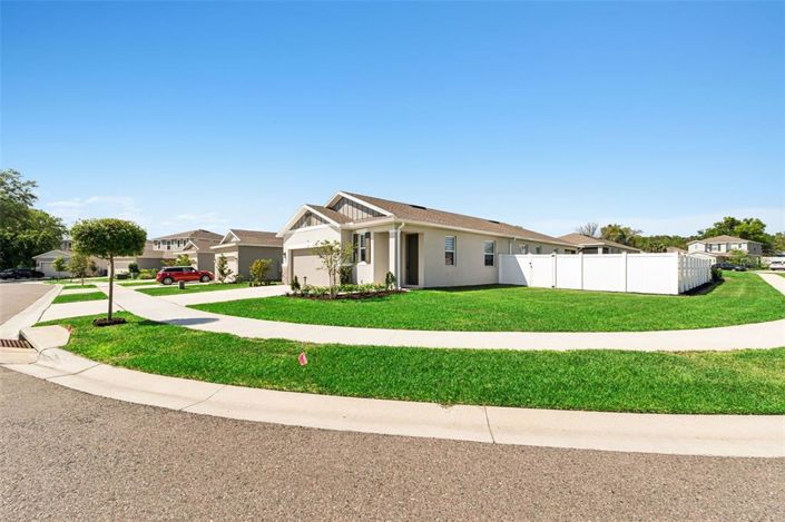 Image No.25-3 Bed Property for sale