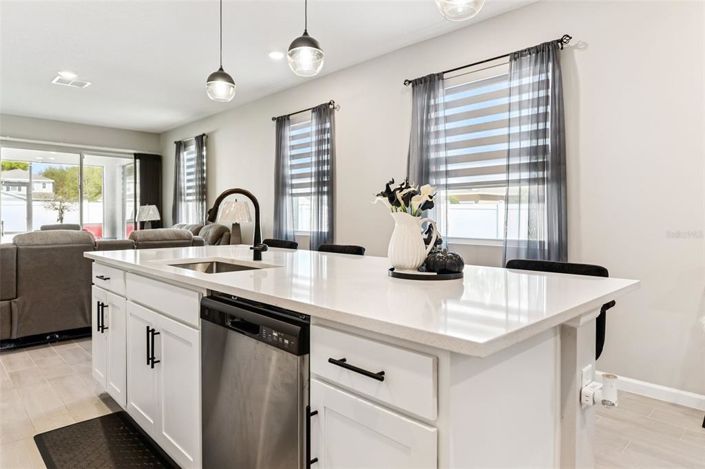 Image No.4-3 Bed Property for sale