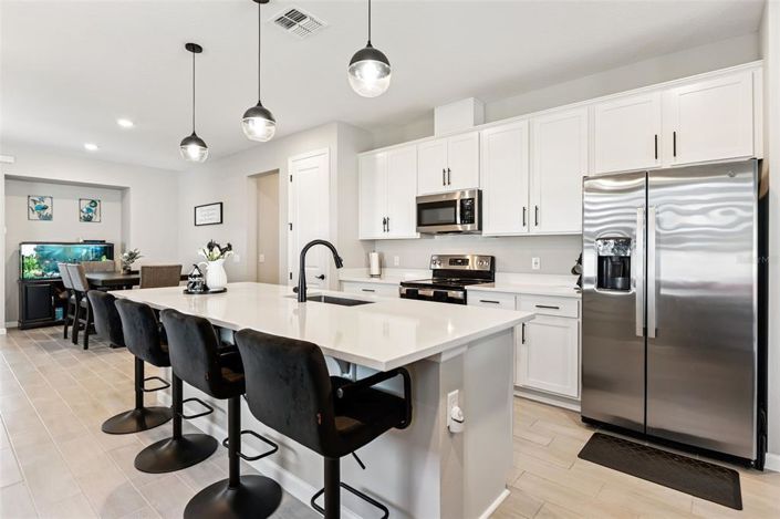 Image No.5-3 Bed Property for sale