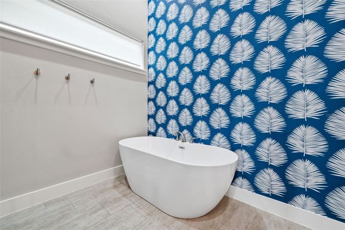 Image No.25-6 Bed Property for sale