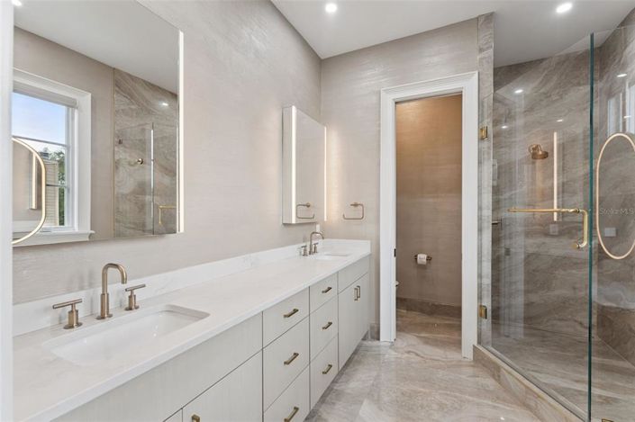 Image No.23-3 Bed Property for sale