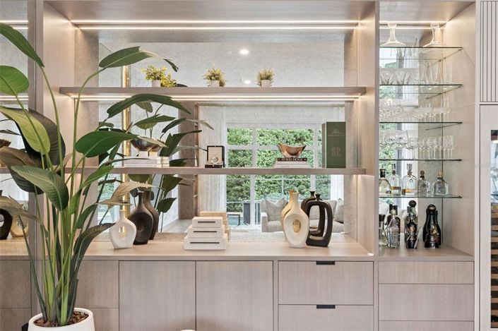 Image No.9-3 Bed Property for sale