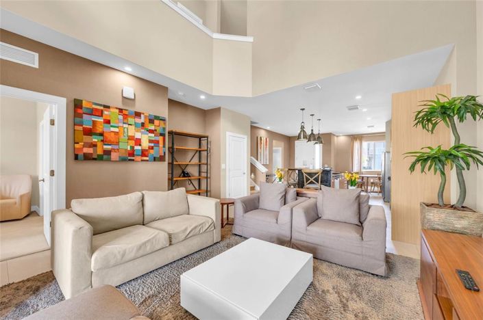 Image No.11-4 Bed Townhouse for sale