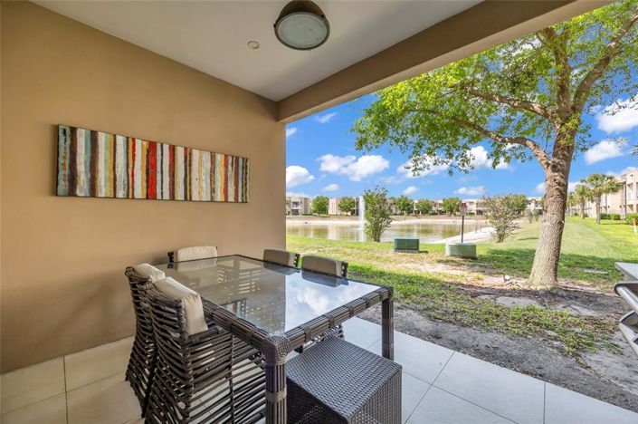 Image No.20-4 Bed Townhouse for sale