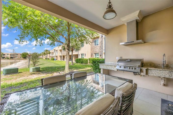 Image No.21-4 Bed Townhouse for sale