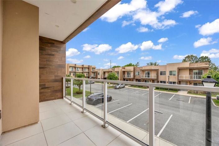 Image No.26-4 Bed Townhouse for sale