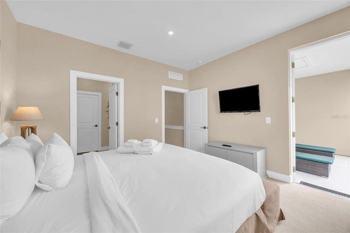 Image No.36-4 Bed Townhouse for sale