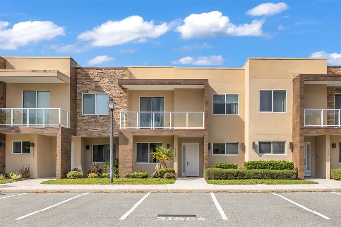 Image No.4-4 Bed Townhouse for sale