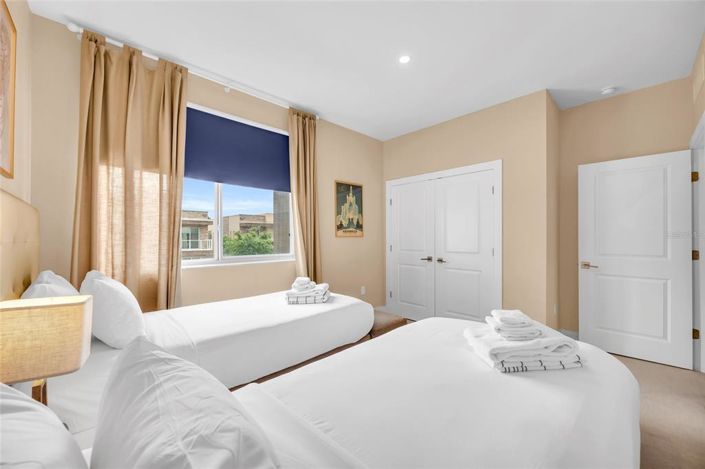 Image No.47-4 Bed Townhouse for sale