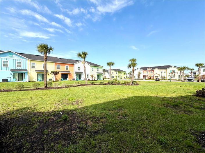 Image No.2-2 Bed Townhouse for sale