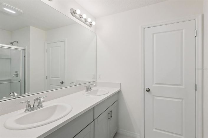 Image No.55-Propriété de 4 chambres à vendre à Clermont