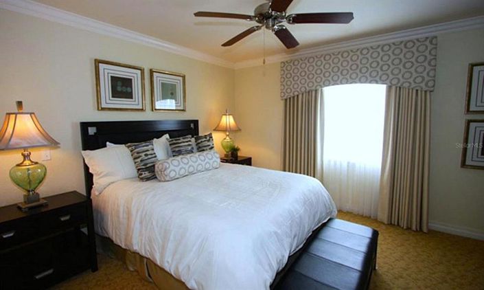 Image No.10-3 Bed Property for sale